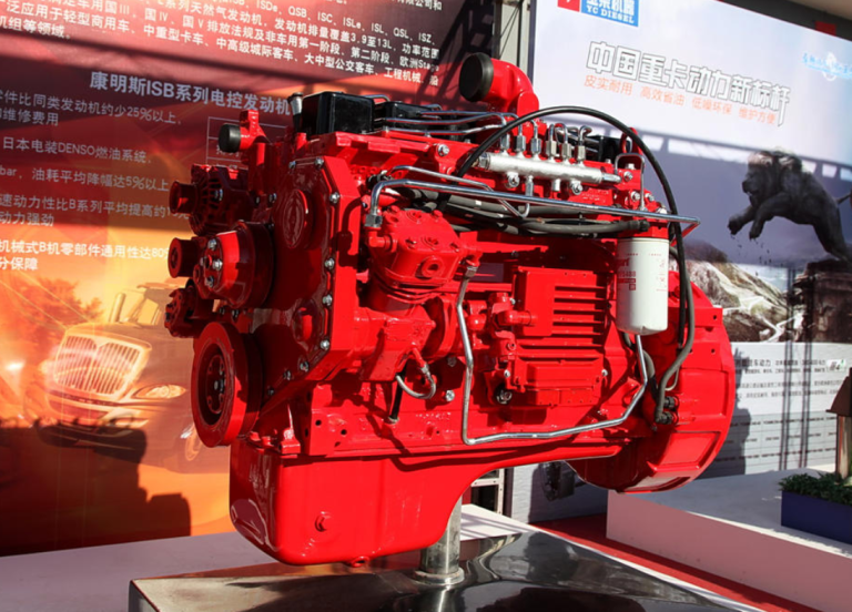DCEC Cummins ISB5.9 automotive engine - 5.9L inline 6-cylinder medium-duty truck diesel engine